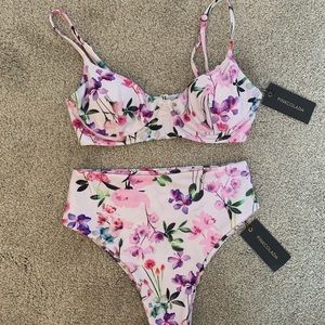 High waisted bikini
